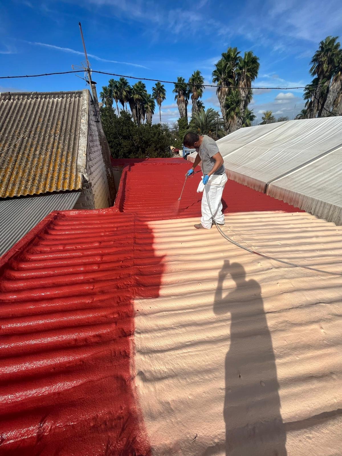 Waterproofing with polyurethane and polyurea membranes